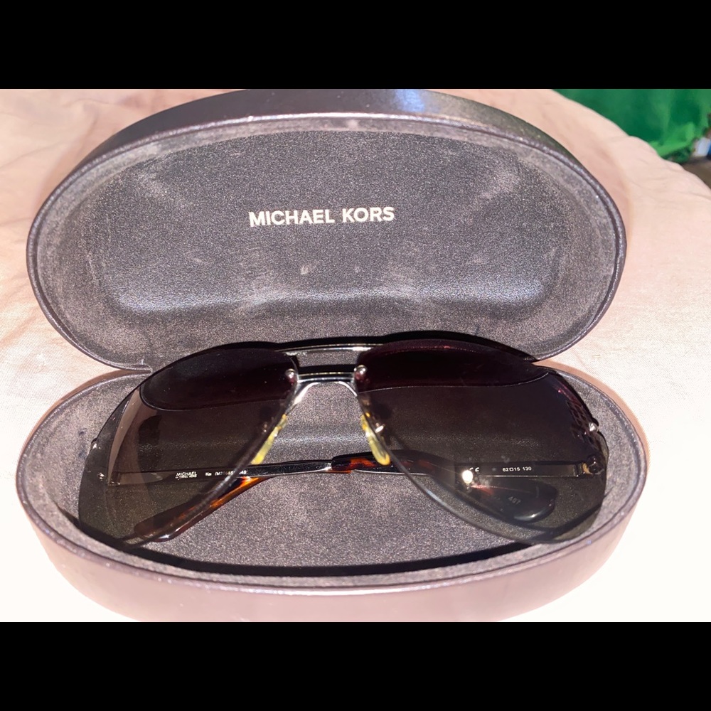 Unisex Michael Kors Sunglasses “model:KAI”